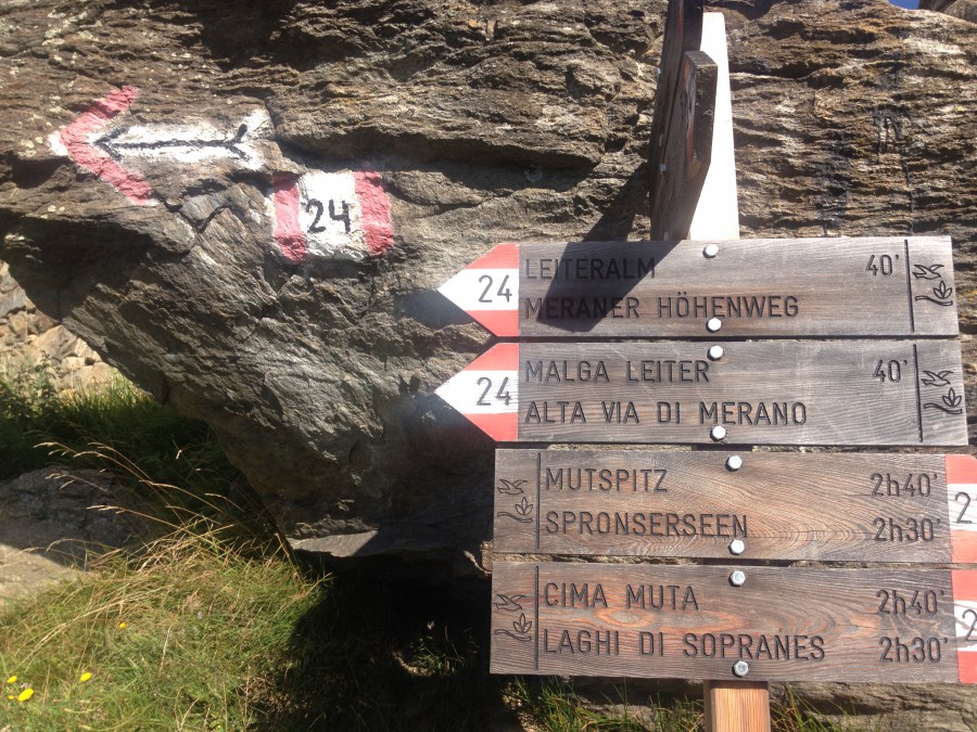Wegmarke, Meraner Höhenweg / © Camping Korrespondent